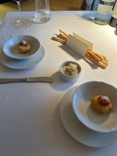 Table setting with another amuse bouche.
